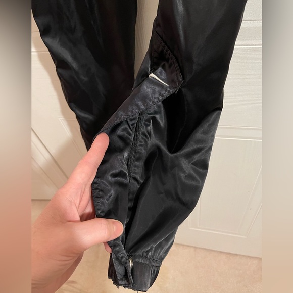 Nike Silk Track pants - Picture 2 of 4